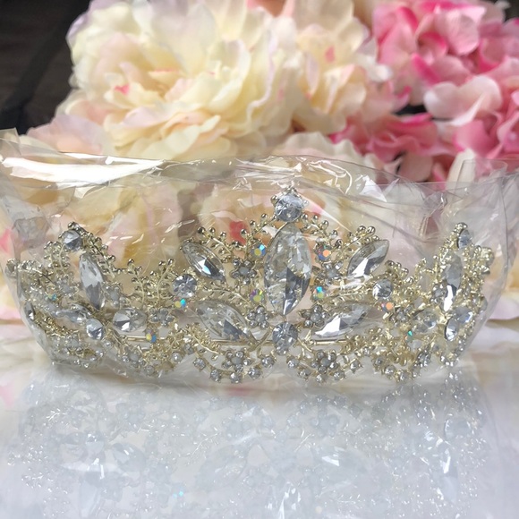 Wedding bridal tiara crown pageant diamonds - Picture 9 of 9